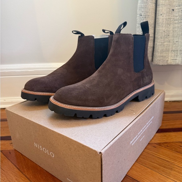 Nisolo Other - Nisolo Men's Brown Suede Chelsea Boots